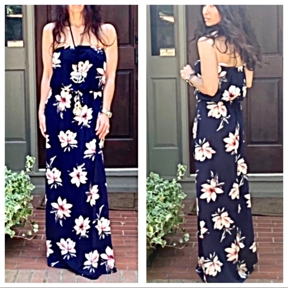 ✨LAST ONE✨PERFECT Navy floral tube maxi dress - Picture 7 of 7